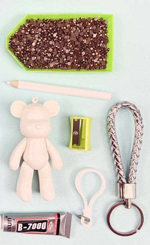 Violent Bear (8cm Keychain)