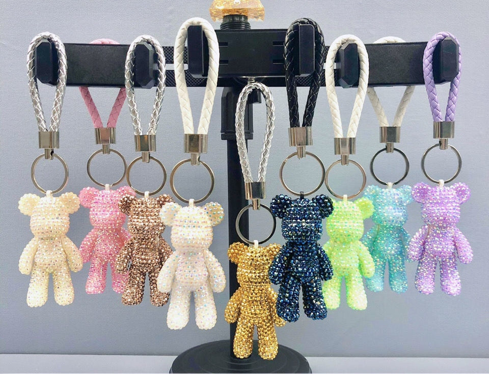 Violent Bear (8cm Keychain)