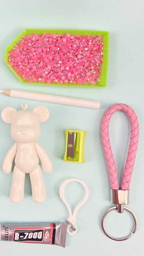 Violent Bear (8cm Keychain)